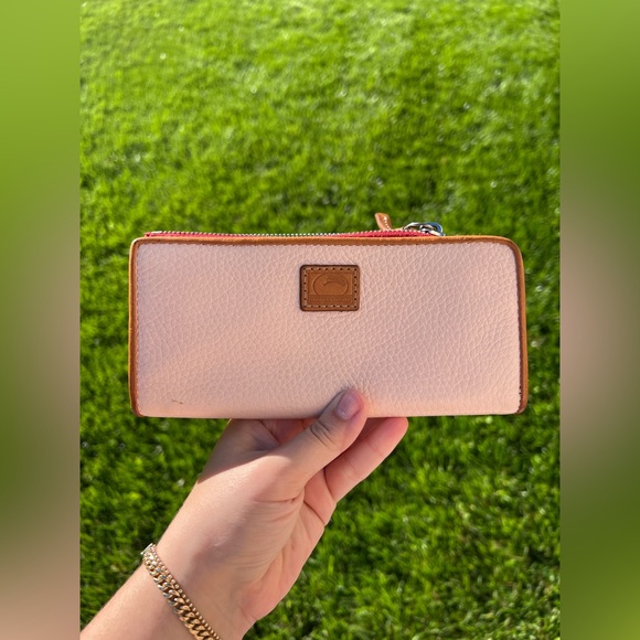 DOONEY & BOURKE Blush Pebbled Leather Wallet - GENTLY USED - Picture 3 of 17